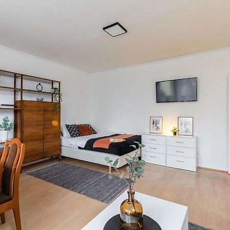 Room, Pirenejska 20 Cozy Rooms Warsaw Luaran gambar