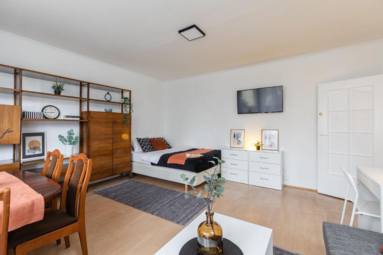 Room, Pirenejska 20 Cozy Rooms Warsaw Luaran gambar